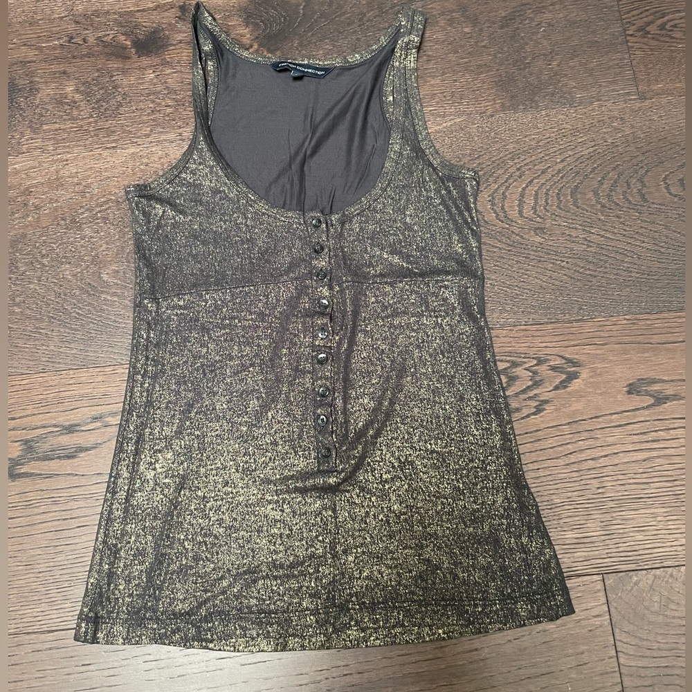 Metallic button front tank - Picture 2 of 6